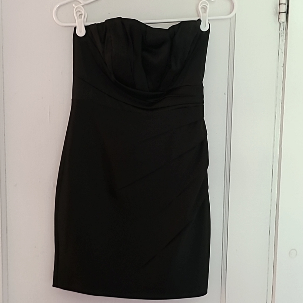 Express black dress, strapless like new